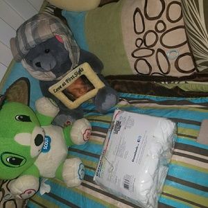 Garanimals fitted sheets 2 in pack